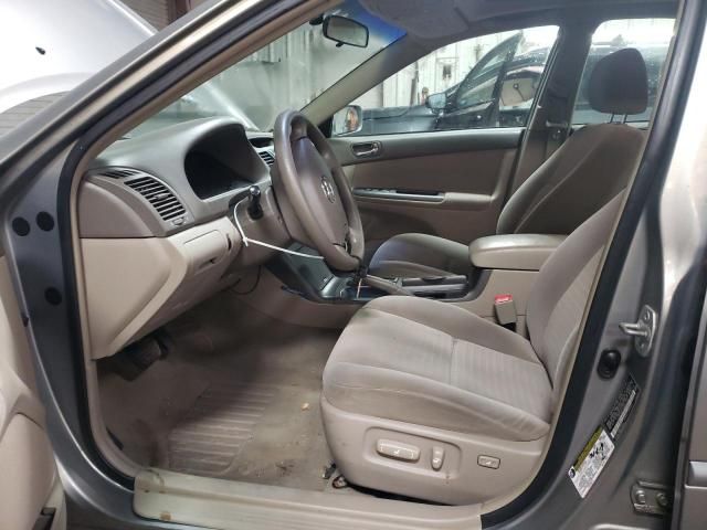 2005 Toyota Camry LE