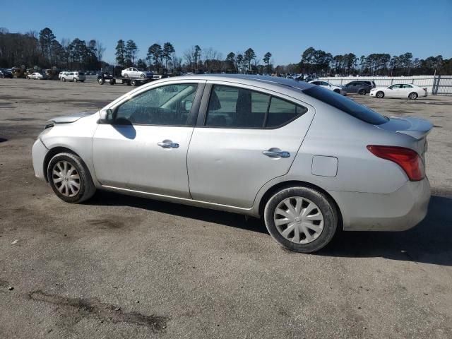 2013 Nissan Versa S