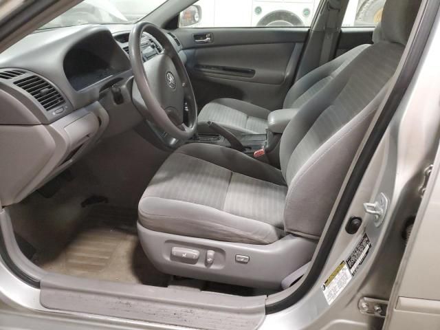 2005 Toyota Camry LE