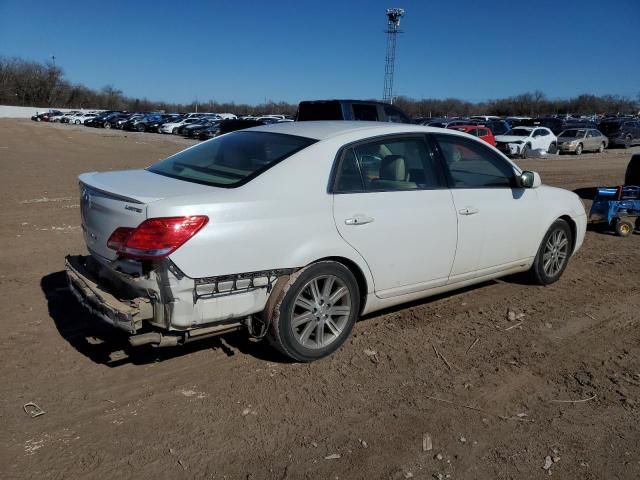 2005 Toyota Avalon XL