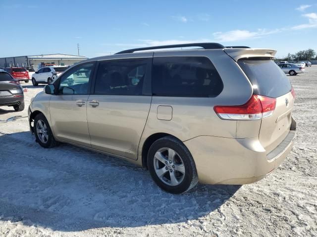 2012 Toyota Sienna LE