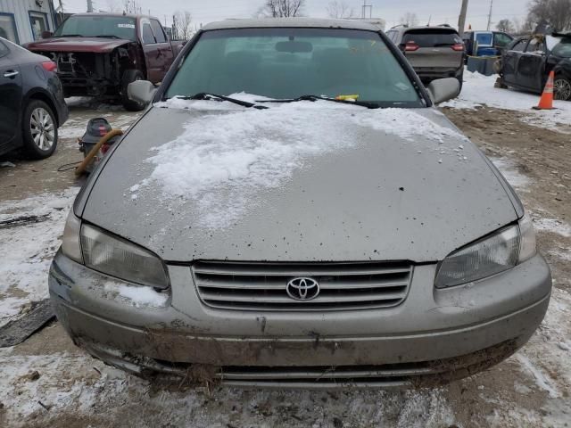 1999 Toyota Camry LE