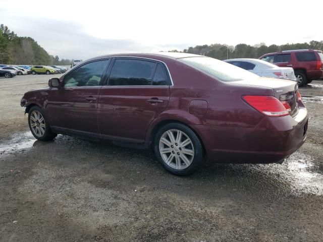 2005 Toyota Avalon XL