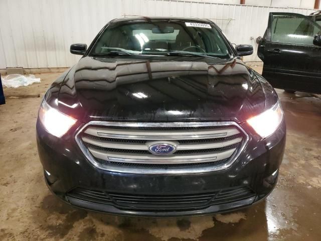 2018 Ford Taurus SEL