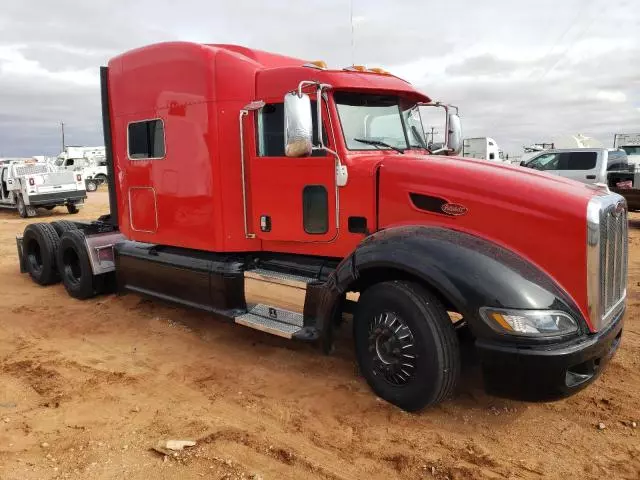 2012 Peterbilt 386