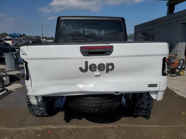 2022 Jeep Gladiator Overland