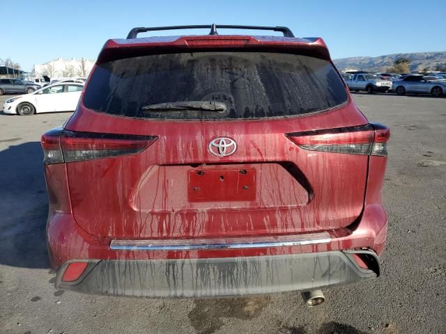 2022 Toyota Highlander L