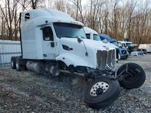 2020 Pntw 2020 Peterbilt 579