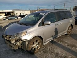 Toyota Vehiculos salvage en venta: 2017 Toyota Sienna SE