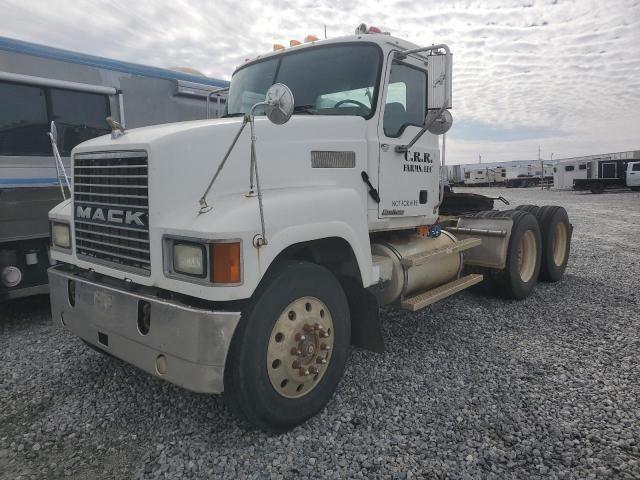 2006 Mack 600 CHN600