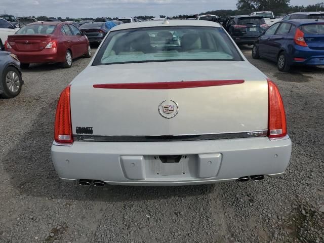 2010 Cadillac DTS Luxury Collection