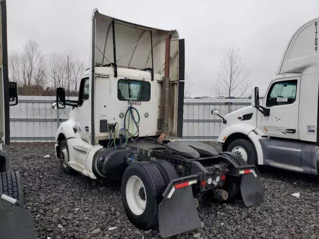 2014 Kenworth Construction T680