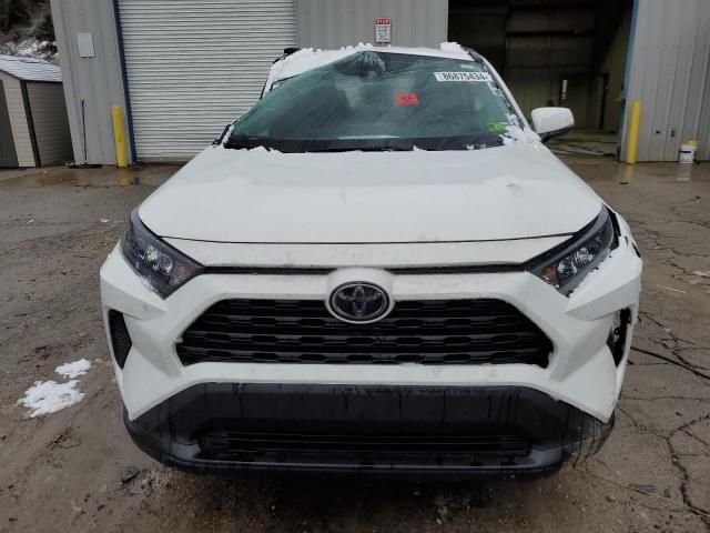 2021 Toyota Rav4 LE