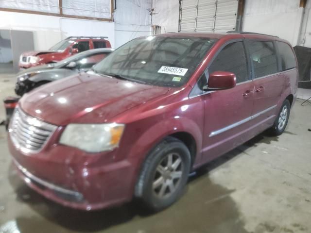 2011 Chrysler Town & Country Touring