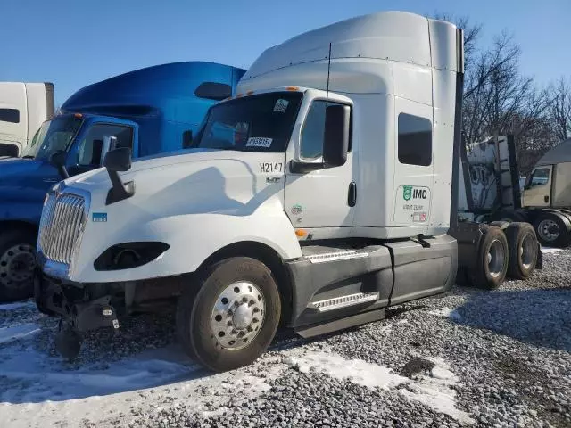 2019 International LT625