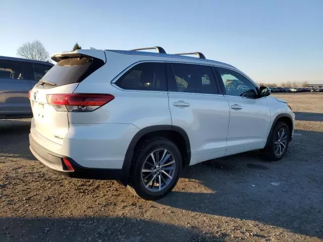 2018 Toyota Highlander SE