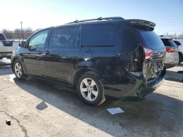 2015 Toyota Sienna LE