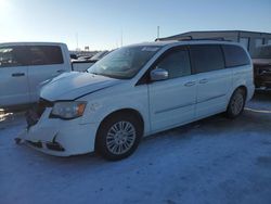 Chrysler Vehiculos salvage en venta: 2013 Chrysler Town & Country Touring L