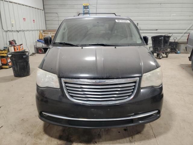 2011 Chrysler Town & Country Touring L