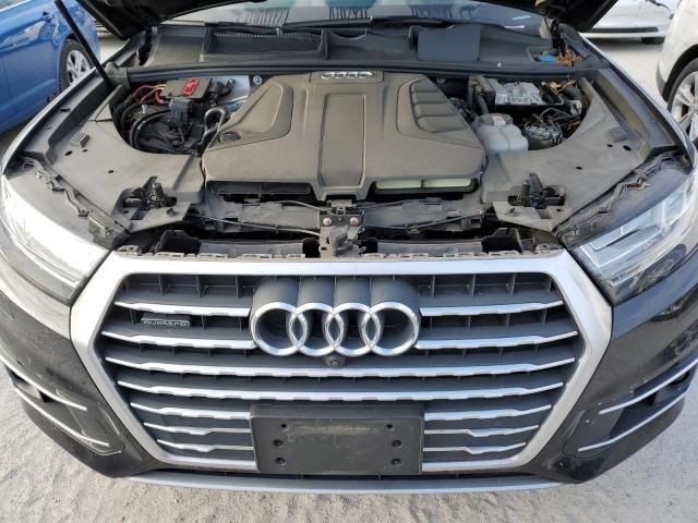 2019 Audi Q7 Premium Plus