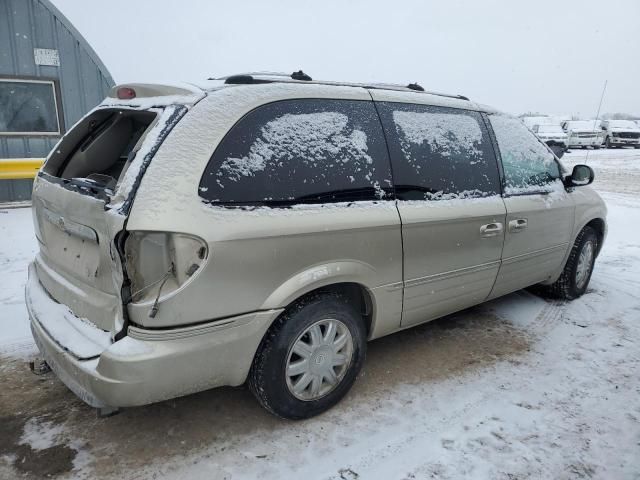 2005 Chrysler Town & Country Limited