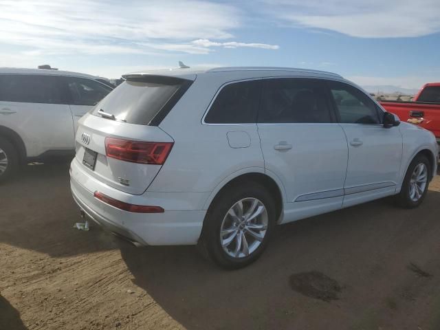 2017 Audi Q7 Premium Plus