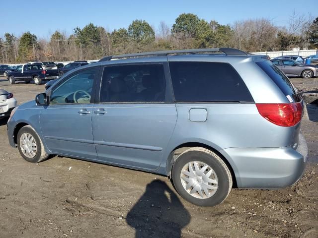 2009 Toyota Sienna CE