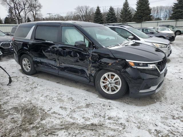 2022 KIA Carnival LX