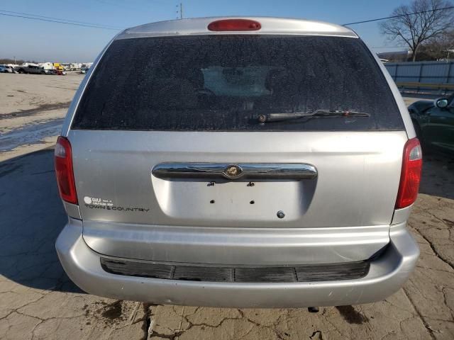 2007 Chrysler Town & Country LX