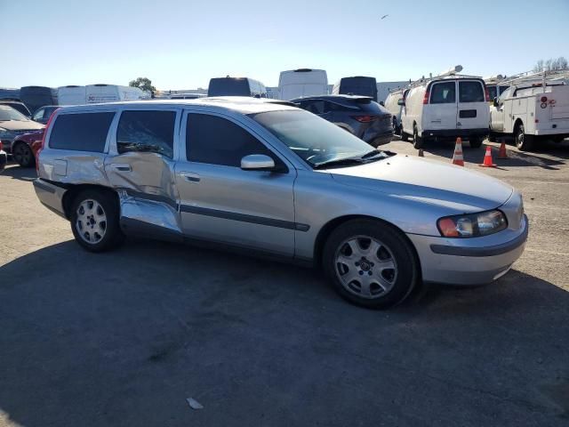 2004 Volvo V70 FWD