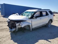 Salvage cars for sale at Arcadia, FL auction: 2017 Ford Explorer XLT