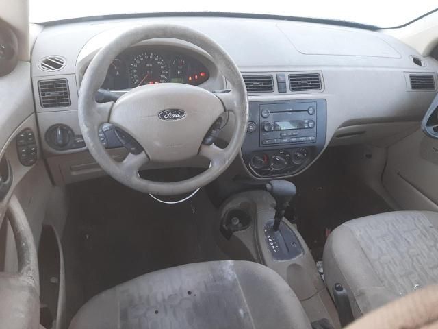 2005 Ford Focus ZX4