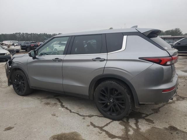 2022 Mitsubishi Outlander SE