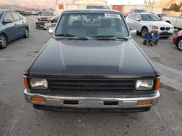 1988 Toyota Pickup 1/2 TON RN55 DLX