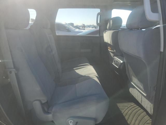 2013 Toyota Sequoia SR5