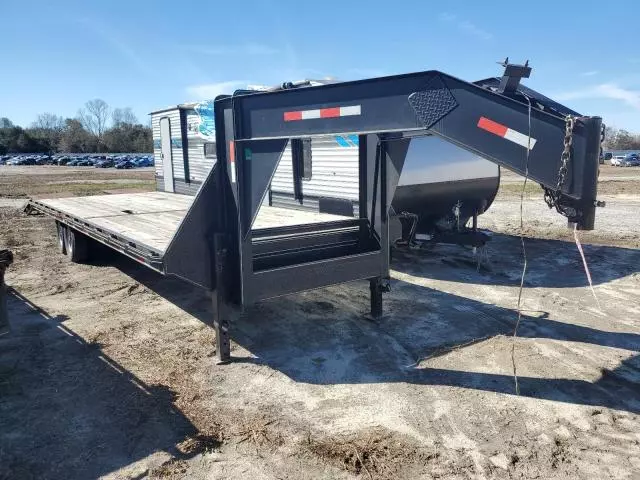 2021 Other 2021 Blazer 30' Car Hauler-Gooseneck