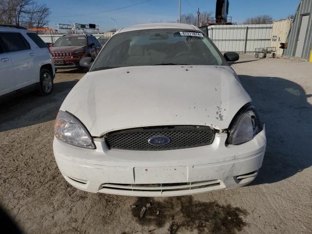 2007 Ford Taurus SE