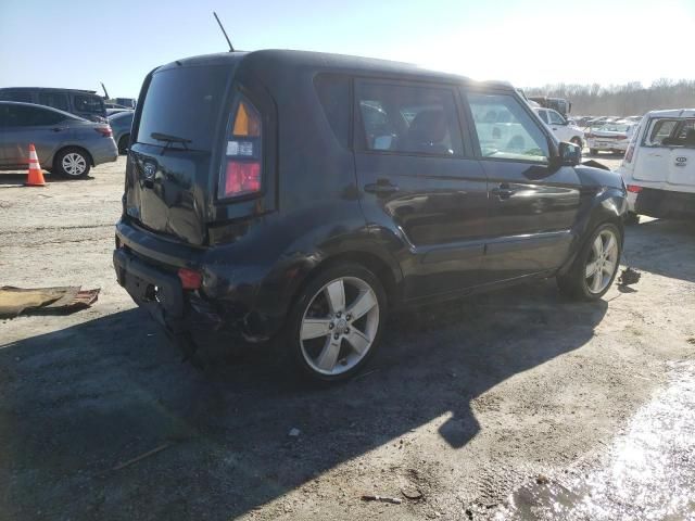 2011 KIA Soul +