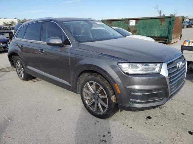 2018 Audi Q7 Premium Plus