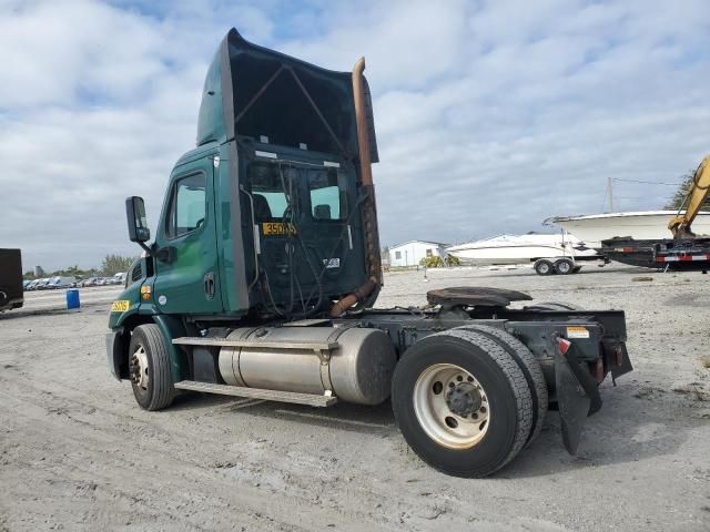 2016 Freightliner Cascadia 113