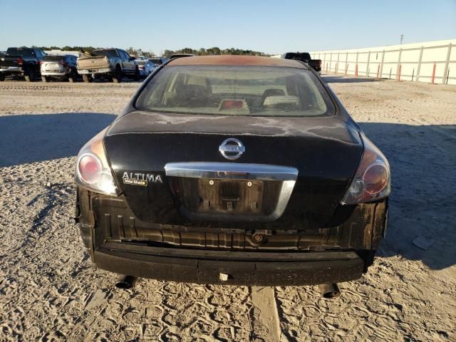 2010 Nissan Altima Base