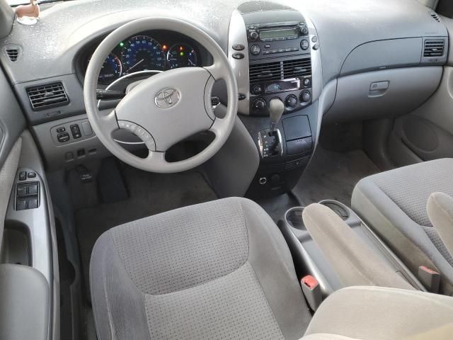 2006 Toyota Sienna CE