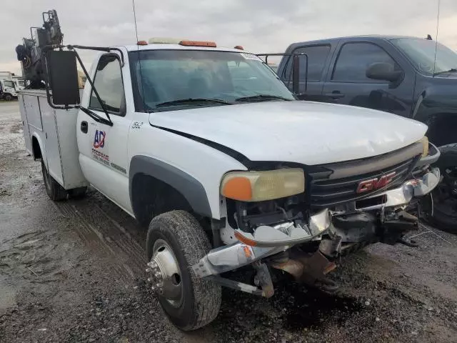 2003 GMC New Sierra C3500