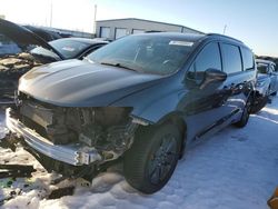 Salvage cars for sale at Cahokia Heights, IL auction: 2020 Chrysler Pacifica Hybrid Limited