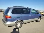 2000 Toyota Sienna LE