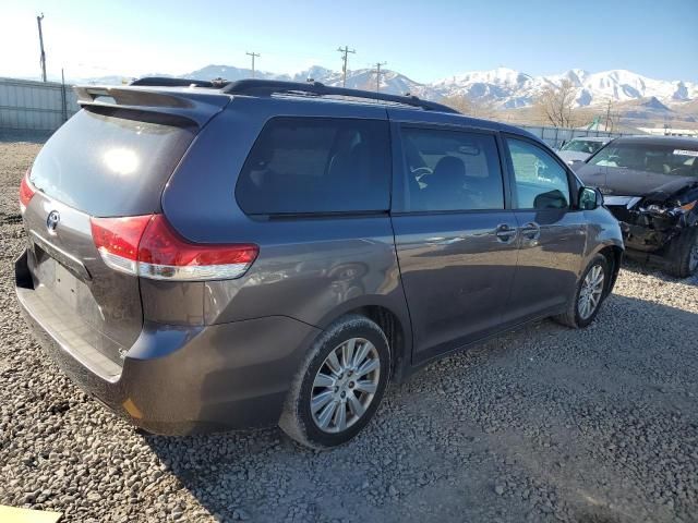 2012 Toyota Sienna LE