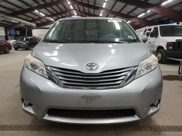 2011 Toyota Sienna XLE