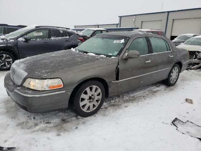 2004 Lincoln Town Car Ultimate