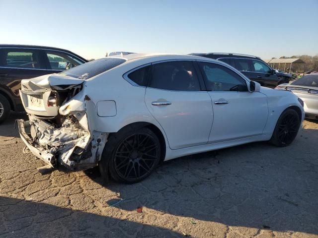 2014 Infiniti Q70 3.7