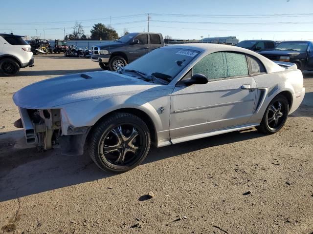 2000 Ford Mustang